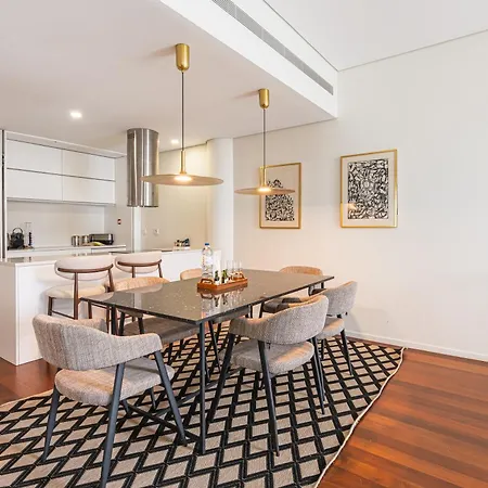 Douro River View Duplex 2br With Free Parking アパート *