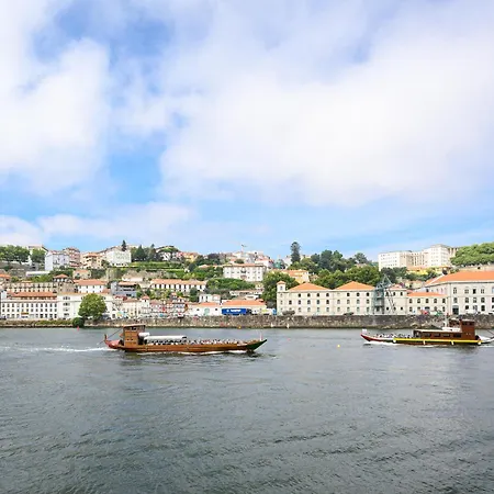 Douro River View Duplex 2br With Free Parking * ヴィラ・ノヴァ・デ・ガイア