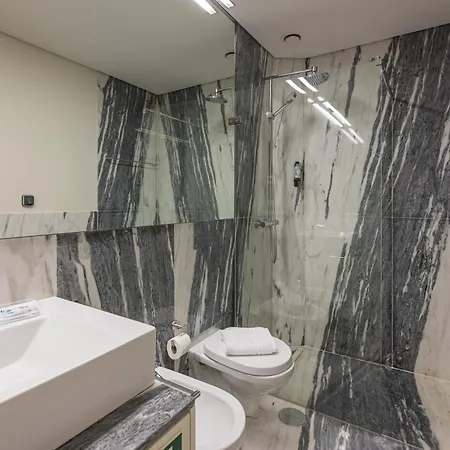 Douro River View Duplex 2br With Free Parking アパート *